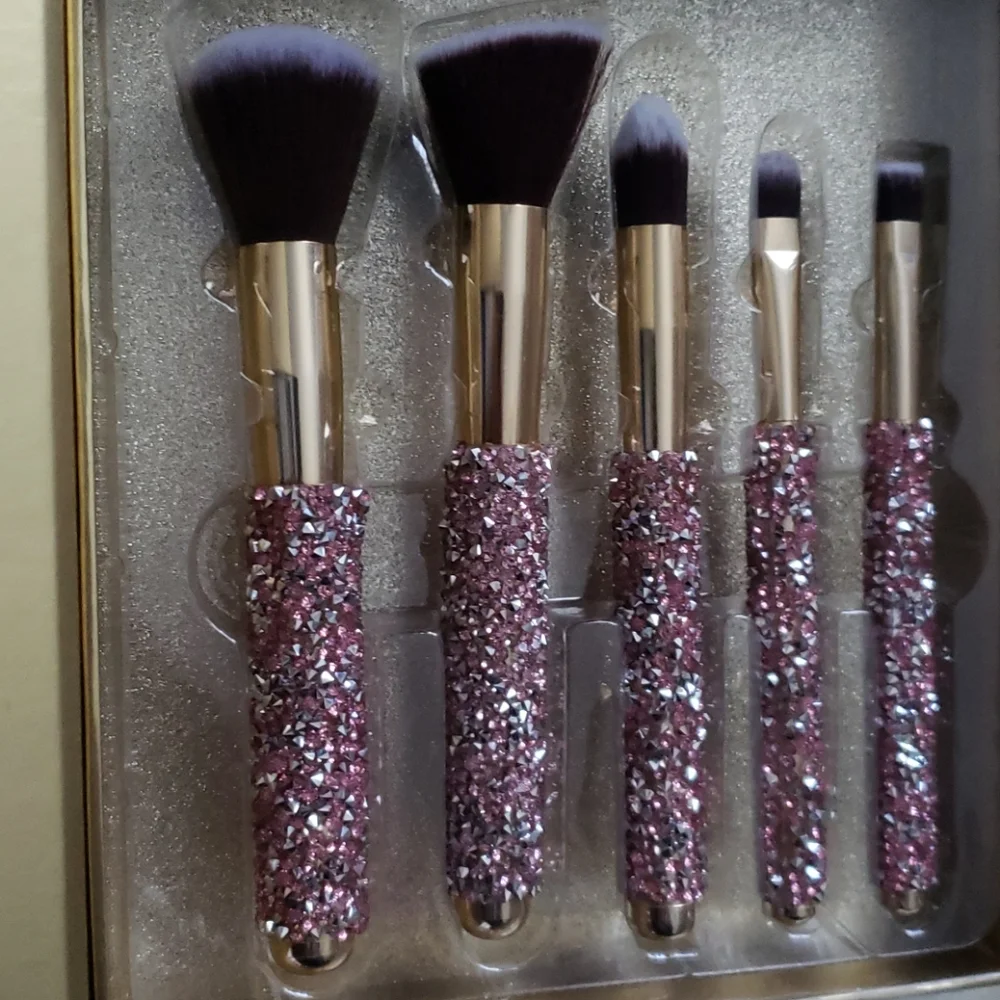 Nicole Miller NY Glam Brush Collection NWT